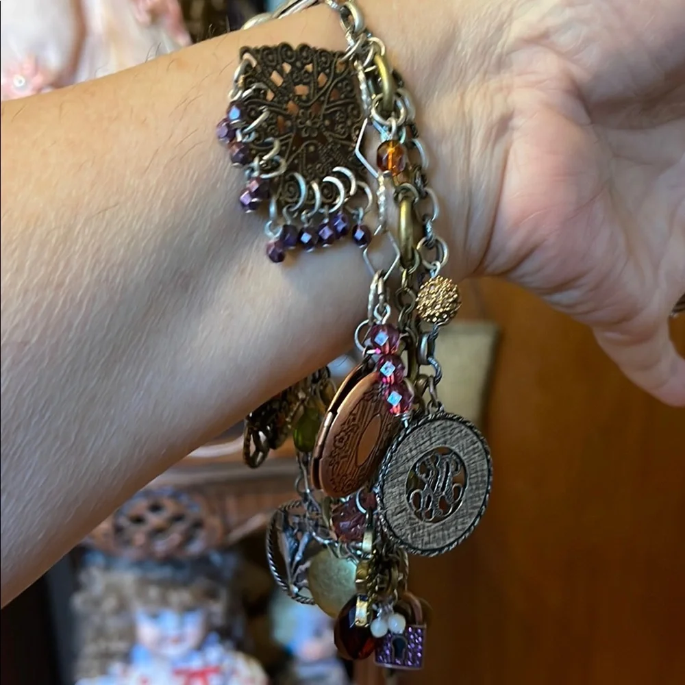 Multi-Color Charm Bracelet - Picture 14 of 16